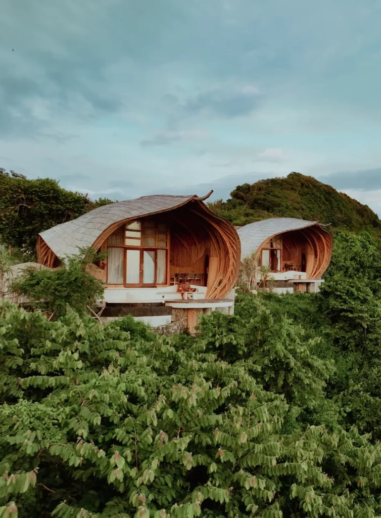 Bamboo-eco-lodges-2x